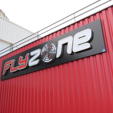Auberge Flyzone Lézignan-Corbières Esterno foto
