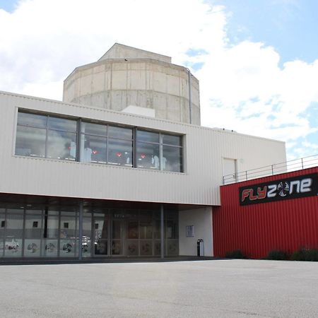 Auberge Flyzone Lézignan-Corbières Esterno foto